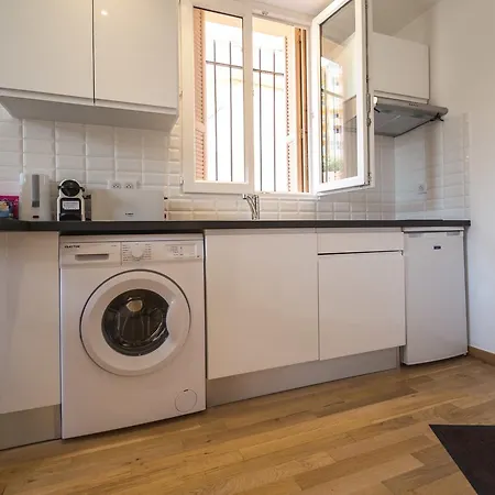 Petit Bnbkeys Apartman *